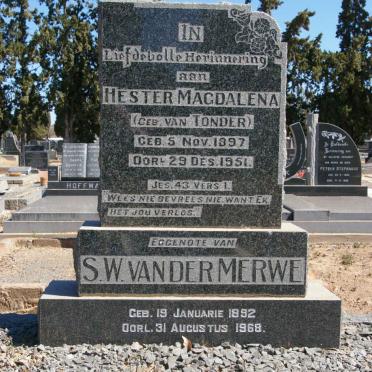 MERWE S.W., van der 1892-1968 &amp; Hester Magdalena VAN TONDER 1897-1951