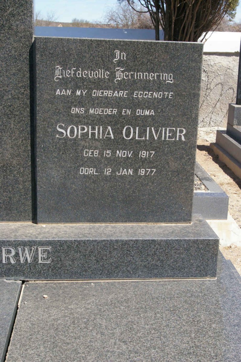 MERWE Roelof Petrus, van der 1907- &amp; Sophia Olivier 1917-1977