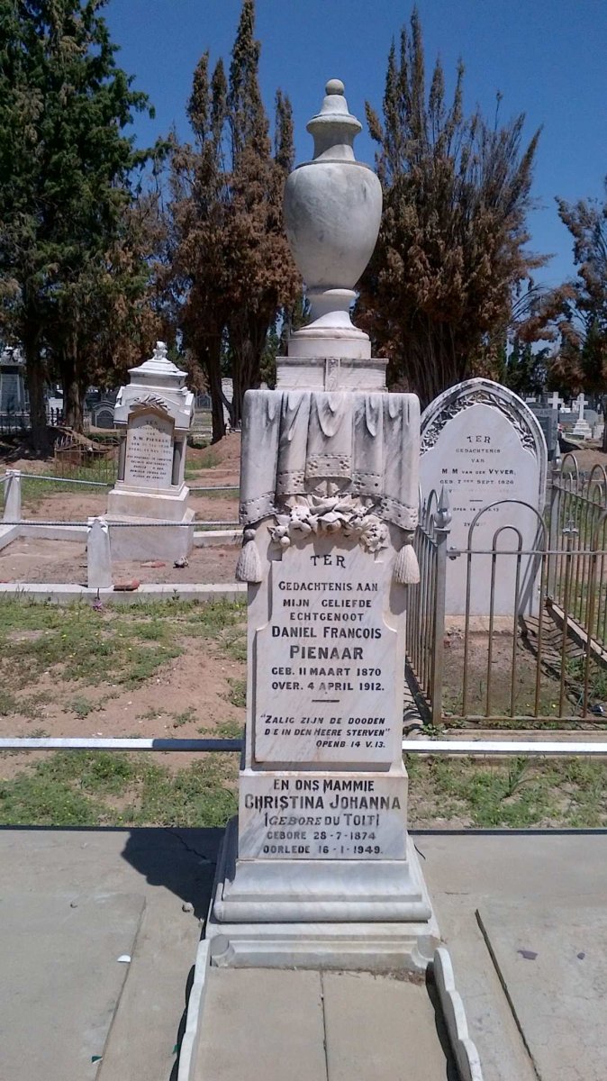 PIENAAR Daniel Francois 1870-1912 &amp; Christina Johanna DU TOIT 1874-1949