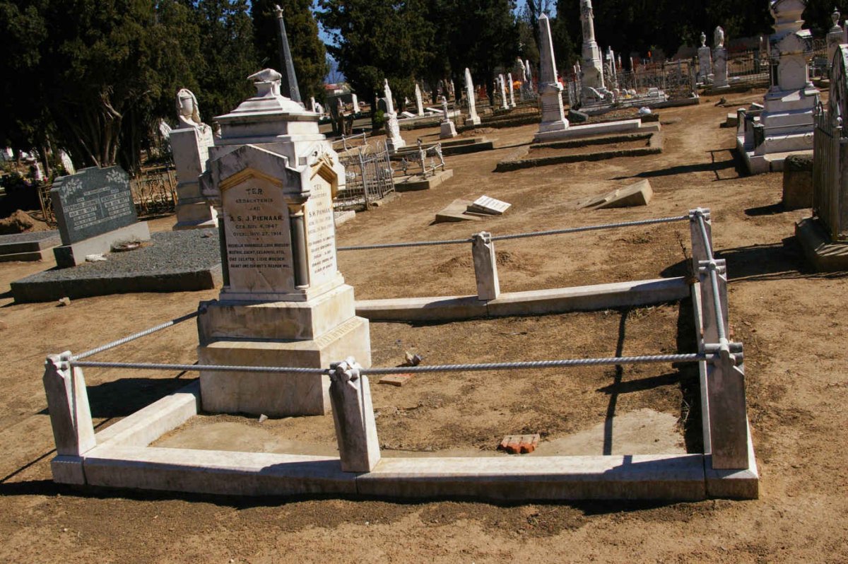 PIENAAR S.W. 1838-1905 &amp; A.S.J. 1847-1914