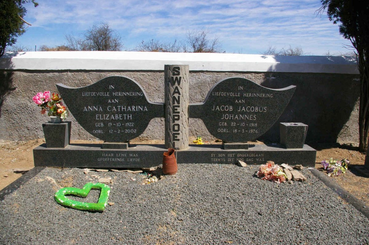 SWANEPOEL Jacob Jacobus Johannes 1918-1976 &amp; Anna Catharina Elizabeth 1922-2002
