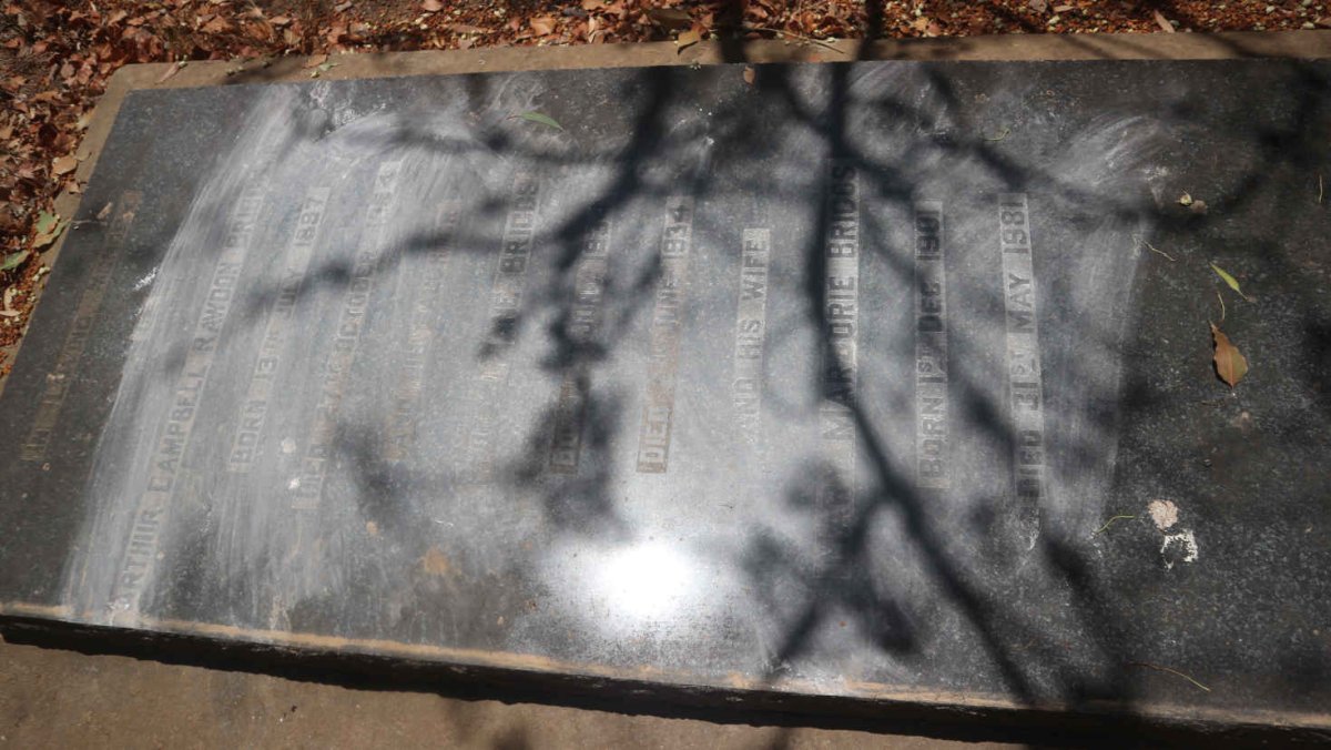 BRIGGS Arthur Campbell Rawdon 1897-1954 &amp; Mary Marjorie 1901-1981 :: BRIGGS Phoebe Jane 1934-1934