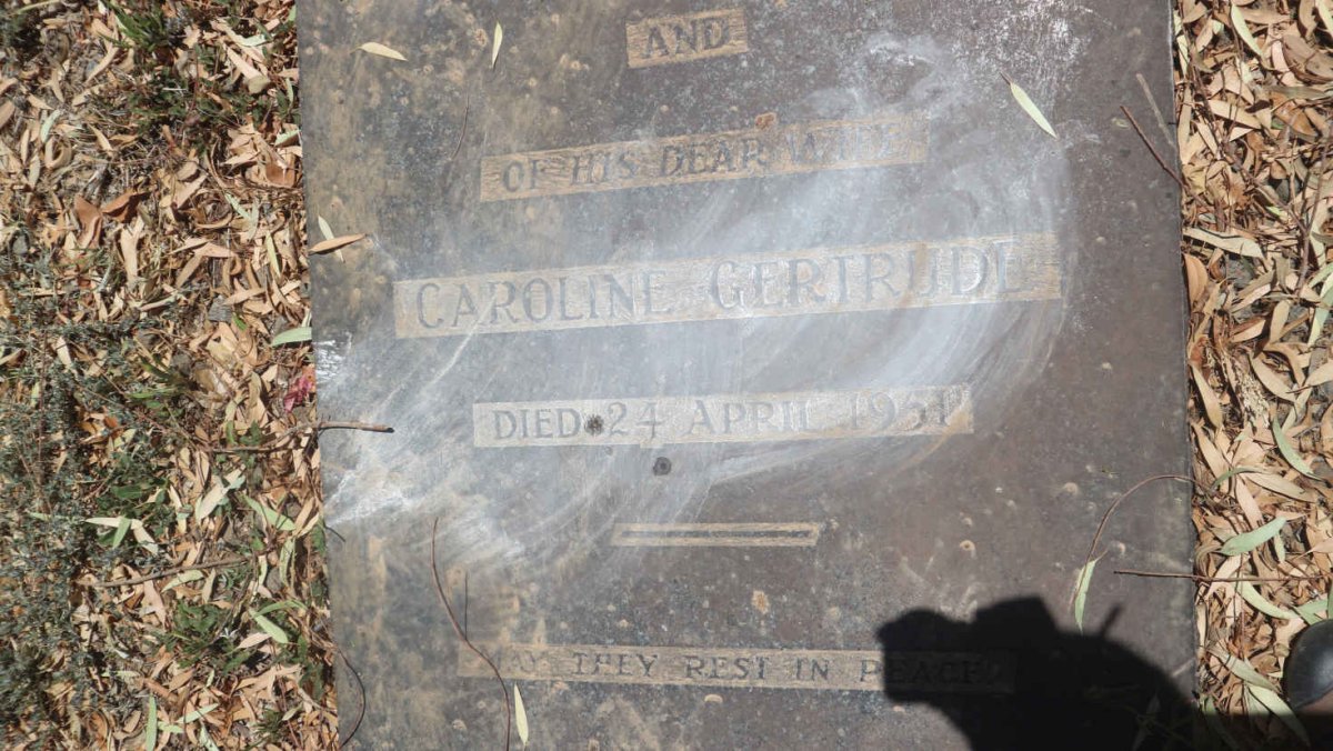 ROGERS William Gusterson 1868-1942 &amp; Caroline Gertrude -1951