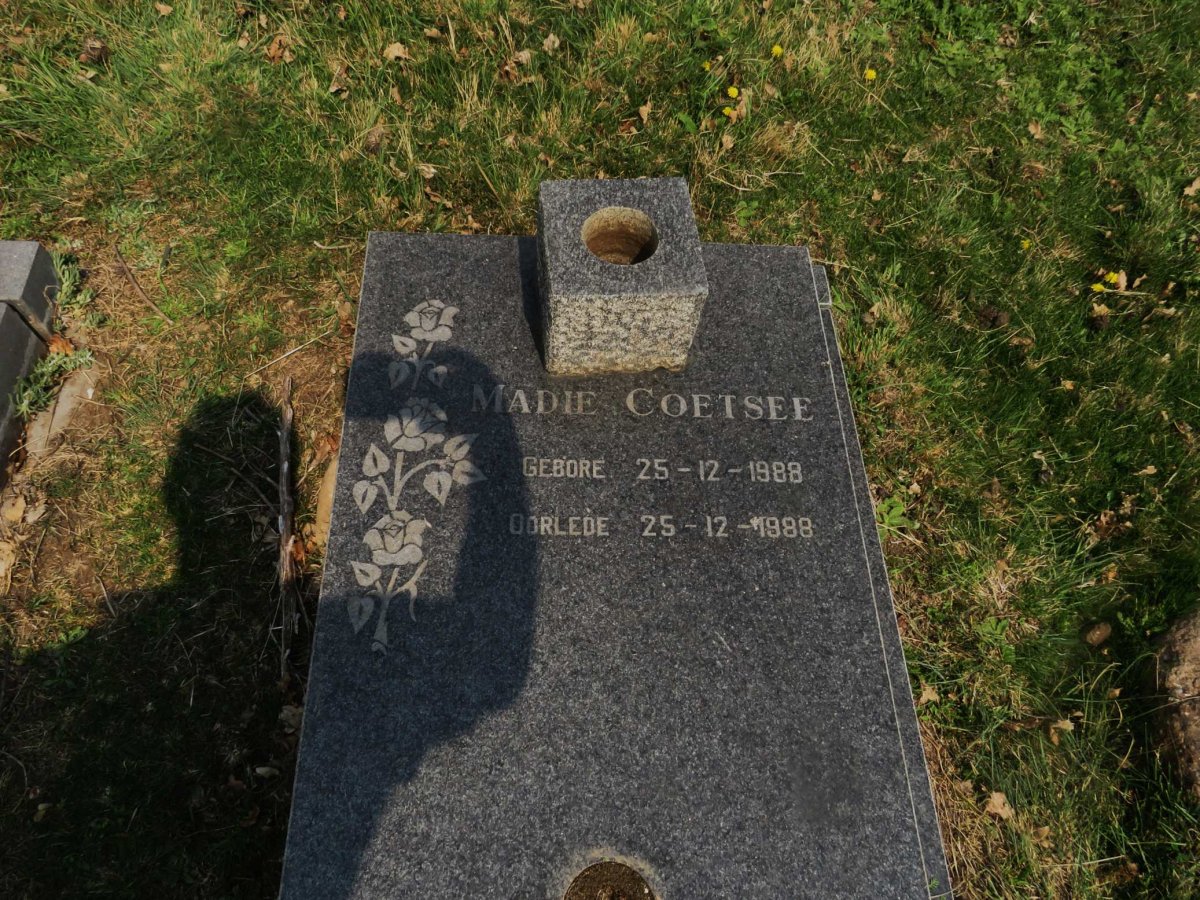 COETSEE Madie 1988-1988