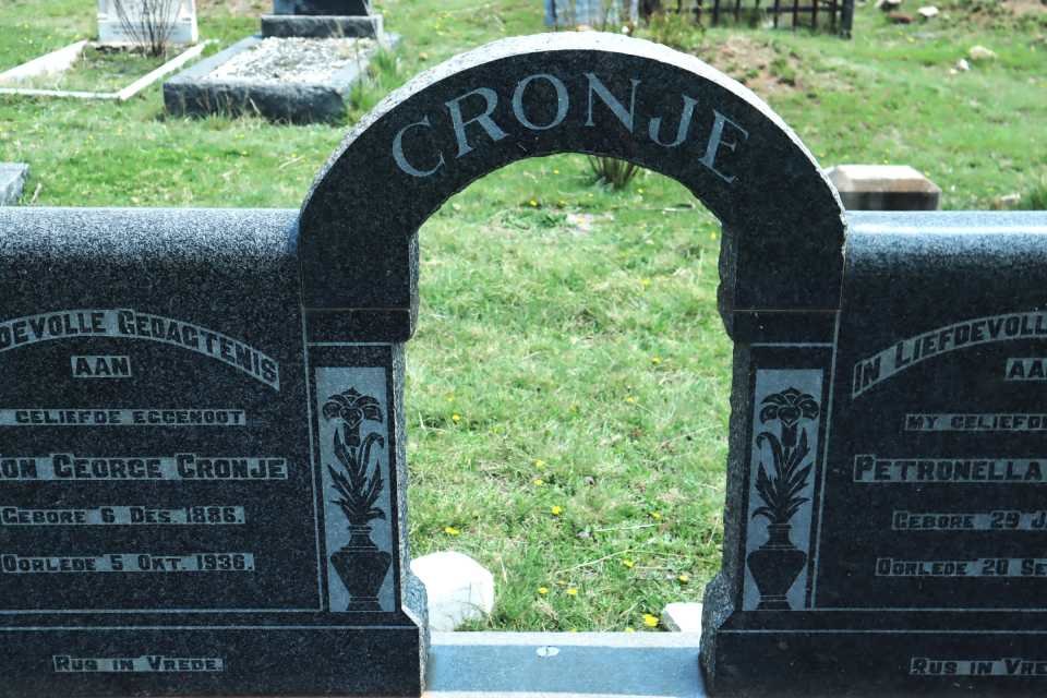 CRONJE Gideon George 1886-1936 &amp; Petronella Aletta 1888-1972