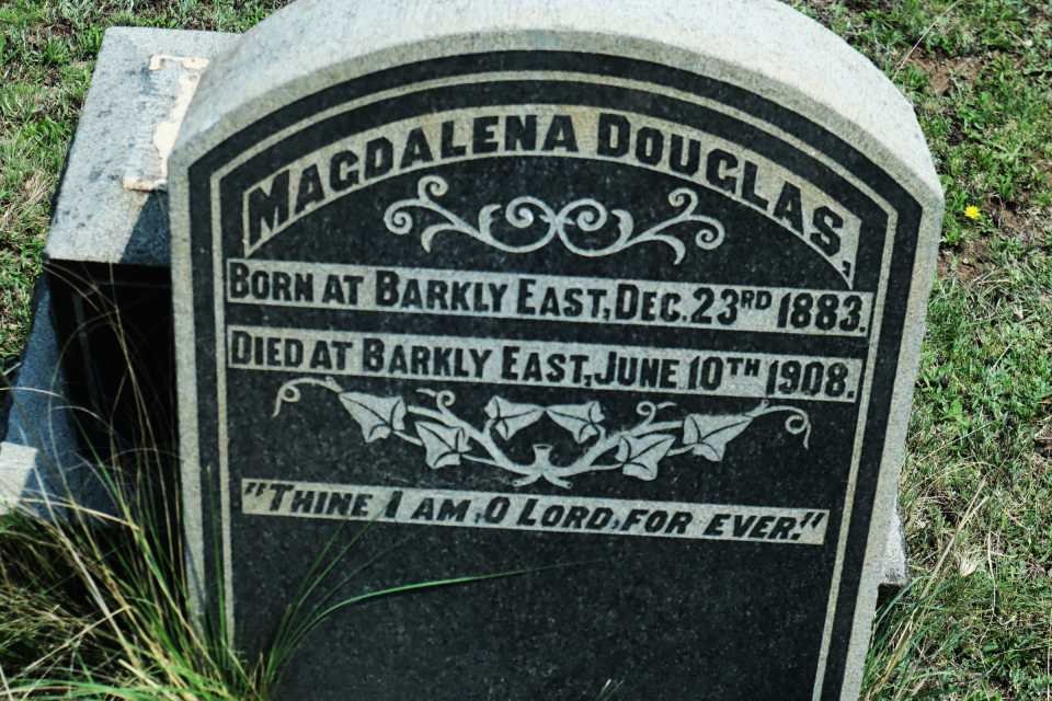 DOUGLAS Magdalena 1883-1908