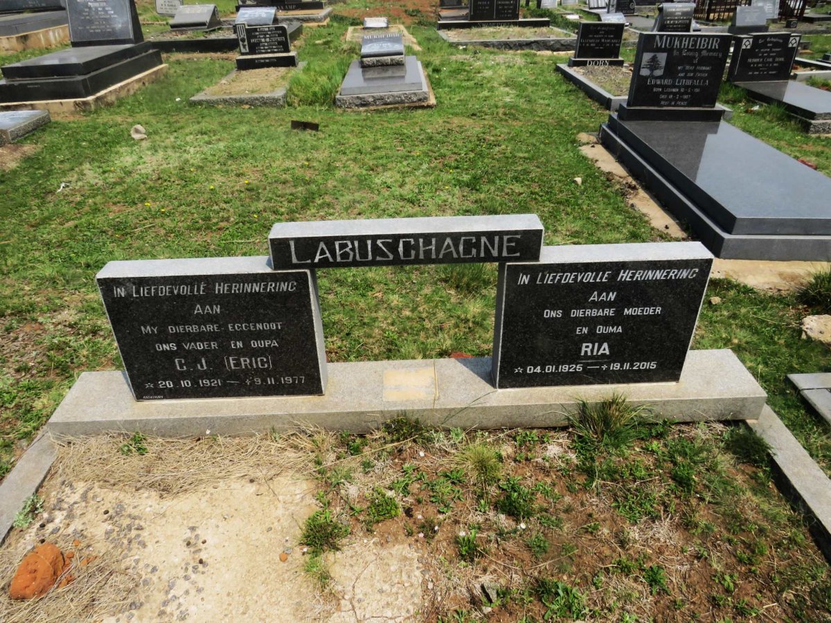 LABUSCHAGNE C.J. 1921-1977 &amp; Ria 1925-2015