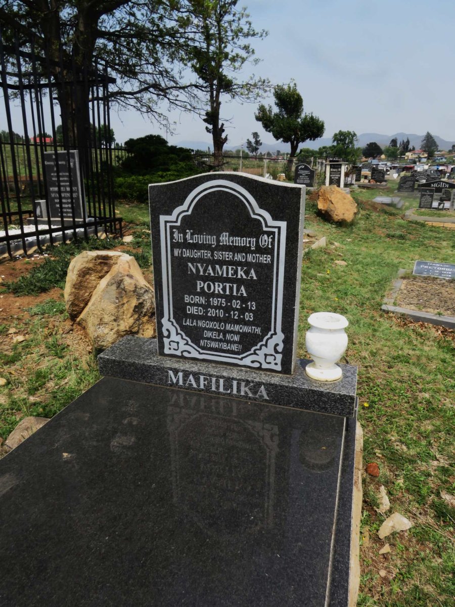 MAFILIKA Nyameka Portia 1975-2010