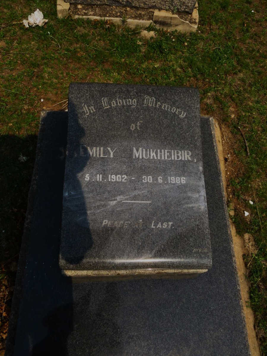 MUKHEIBIR Emily 1902-1986