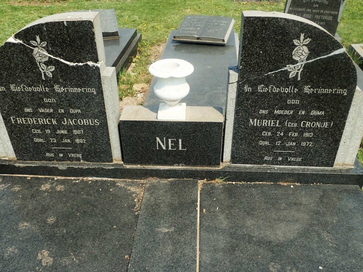 NEL Frederick Jacobus 1907-1982 &amp; Muriel CRONJE 1913-1972