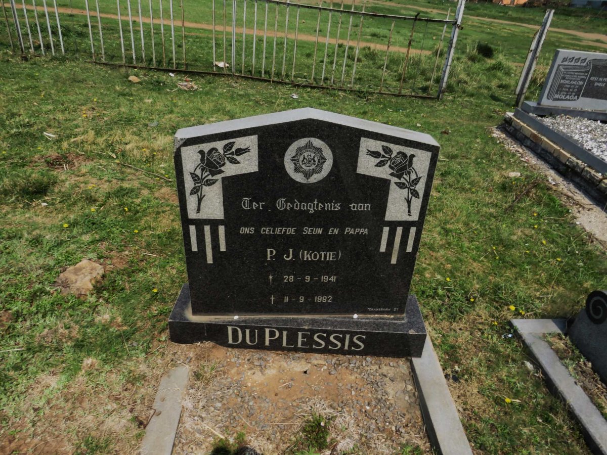 PLESSIS P.J., du 1941-1982