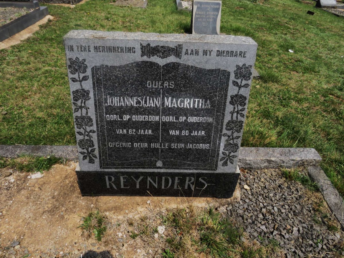 REYNDERS Johannes &amp; Magritha