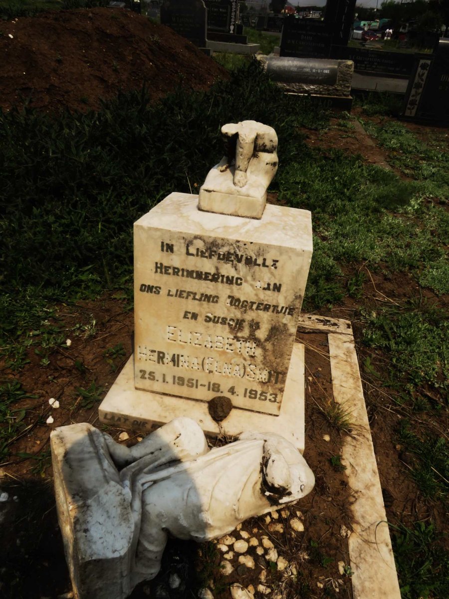SMIT Elizabeth Hermina 1951-1953