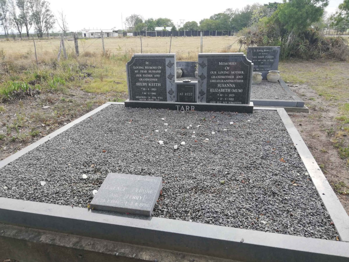 TARR Selby Keith 1923-1982 &amp; Susanna Elizabeth 1925-2015 :: TARR Terence Tyrone 1948-1996