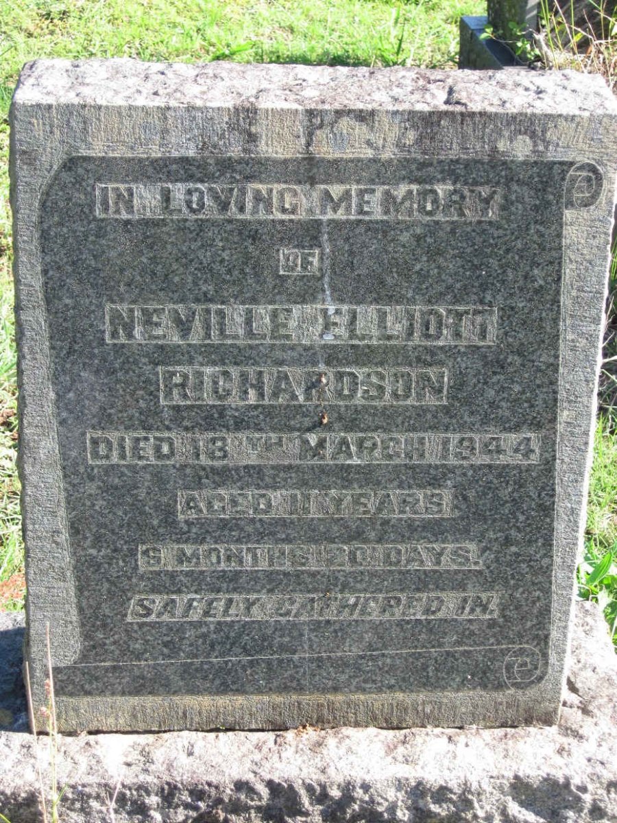 RICHARDSON Neville Elliott -1944