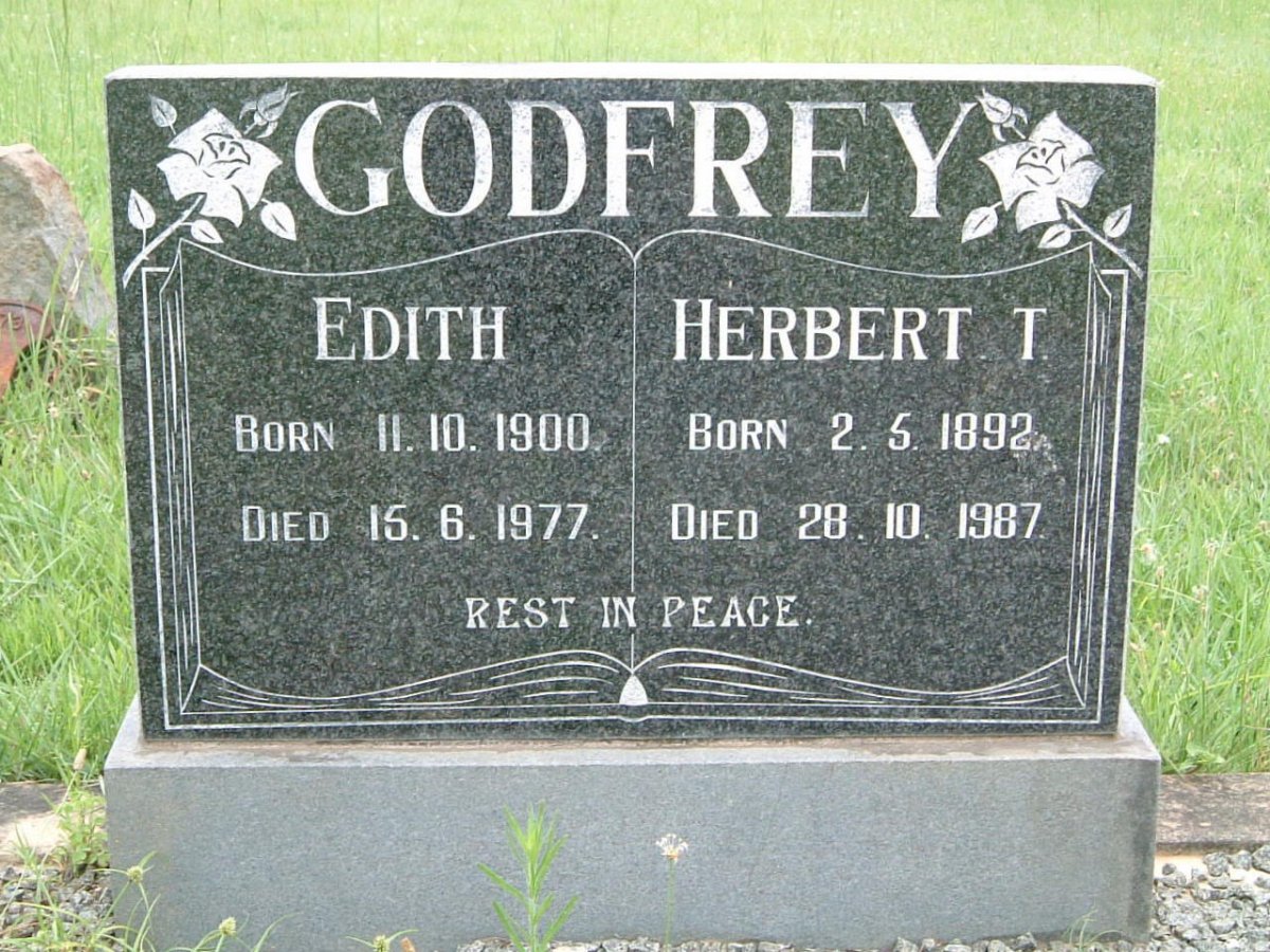 GODFREY Herbert T. 1892-1987 &amp; Edith 1900-1977 :: WELSH Stella Edith 1931-1988 _2
