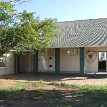 2. Shaw Park Primary School