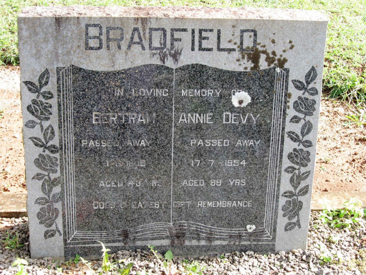 BRADFIELD Bertram -1905 &amp; Annie Devy -1954