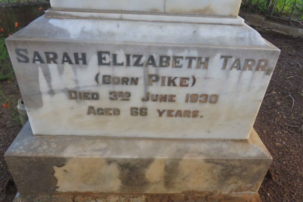 PIKE Samuel -1909 :: TARR Sarah Elizabeth nee PIKE -1930