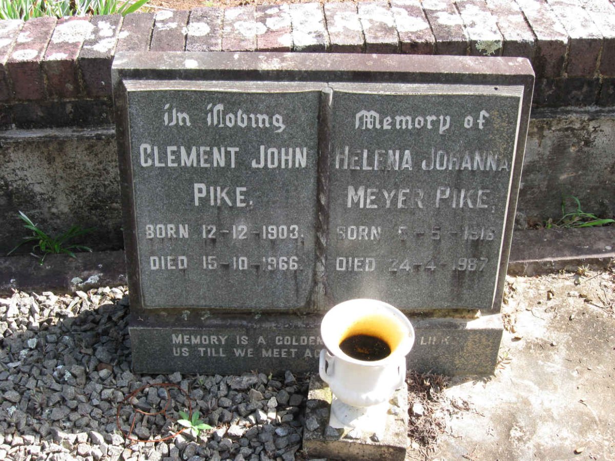 PIKE Clement John 1903-1966 &amp; Helena Johanna MEYER 1916-1967