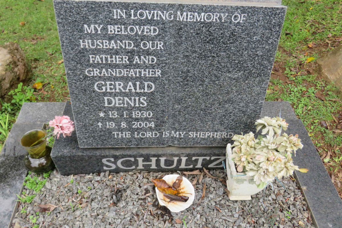SCHULTZ Gerald Denis 1930-2004