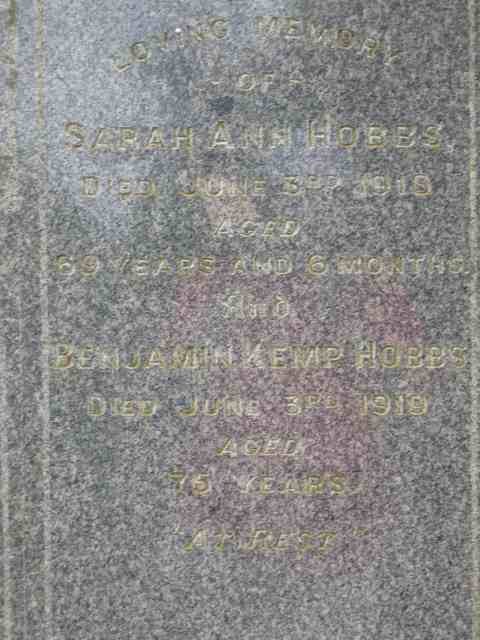 HOBBS Benjamin Kemp - 1919 &amp; Sarah Ann -1918