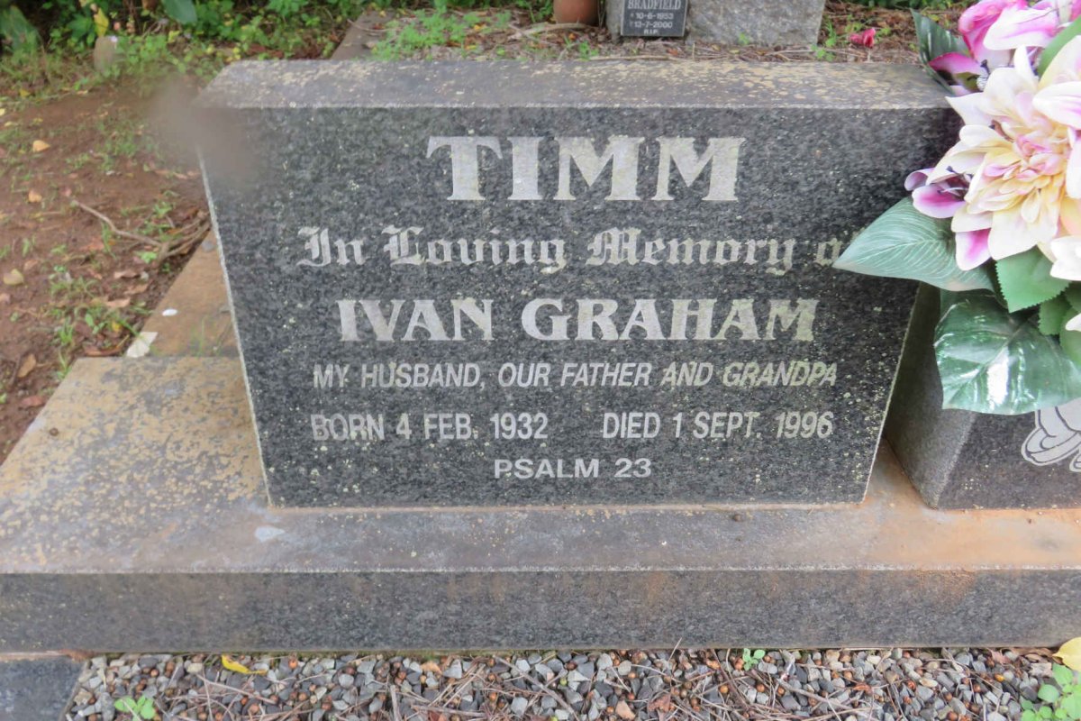 TIMM Ivan Graham 1932-1996 &amp; Bessie GOOSEN 1932-2003