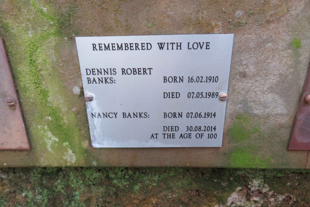 BANKS Dennis Robert 1910-1989 &amp; Nancy 1914-2014