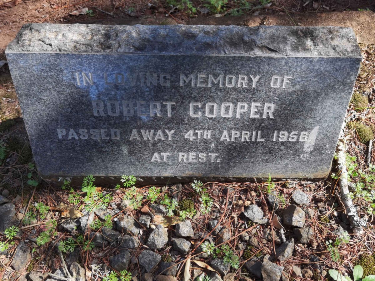 COOPER Robert -1956