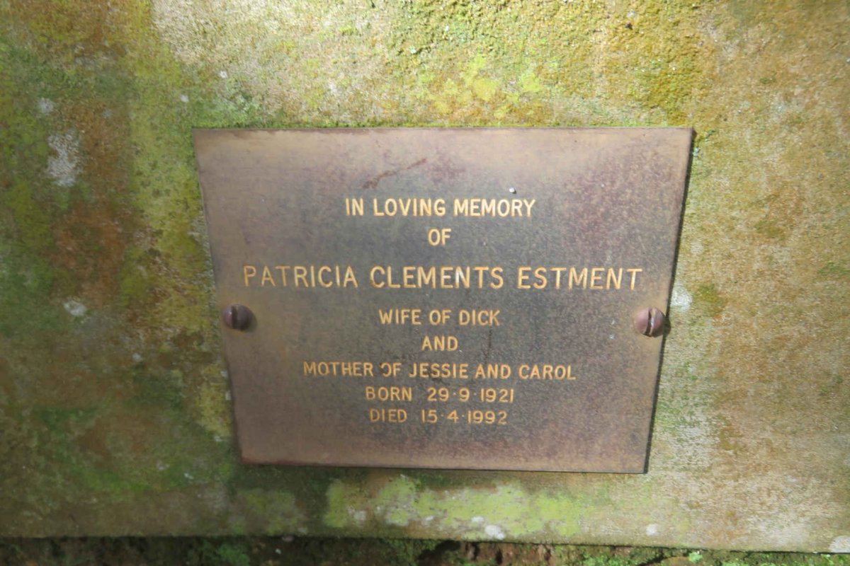 ESTMENT Patricia Clements 1921-1992