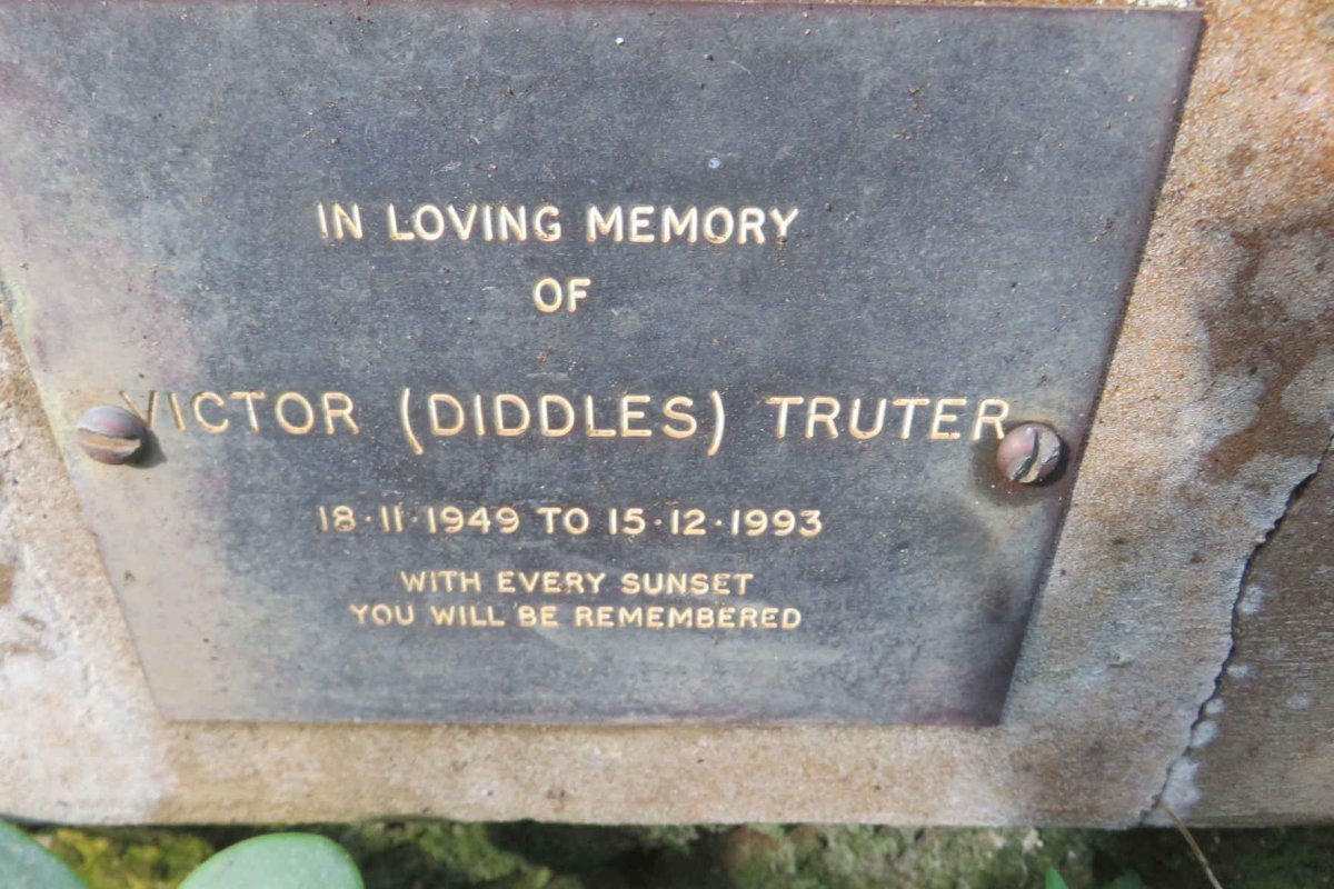 TRUTER Victor 1949-1993