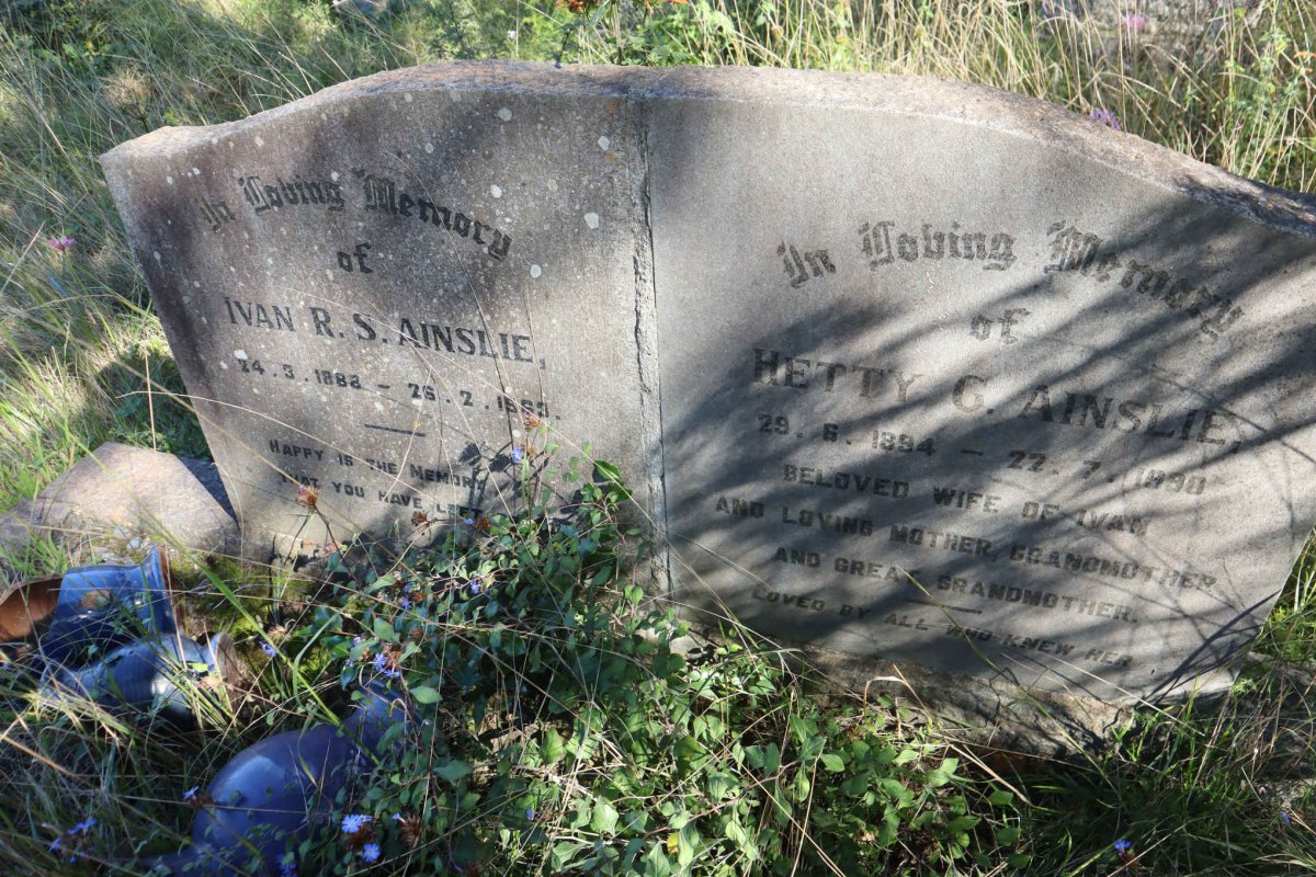 AINSLIE Ivan R.S. 1888-1963 &amp; Hetty G. 1894-1990
