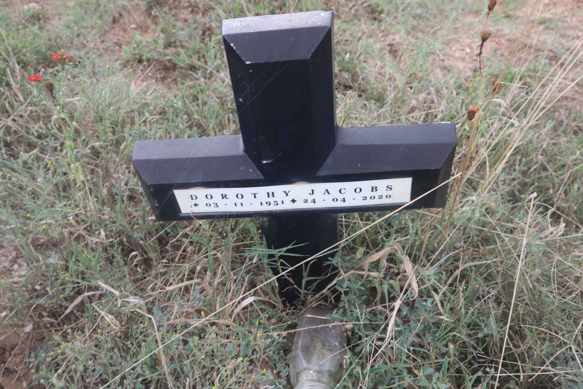 JACOBS Dorothy 1951-2020