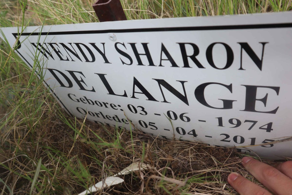 LANGE Wendy Sharon, de 1974-2015