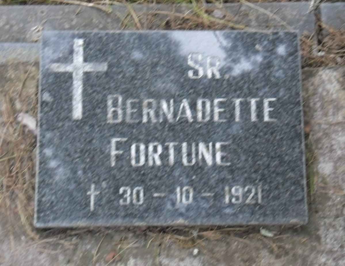 FORTUNE Bernadette -1921