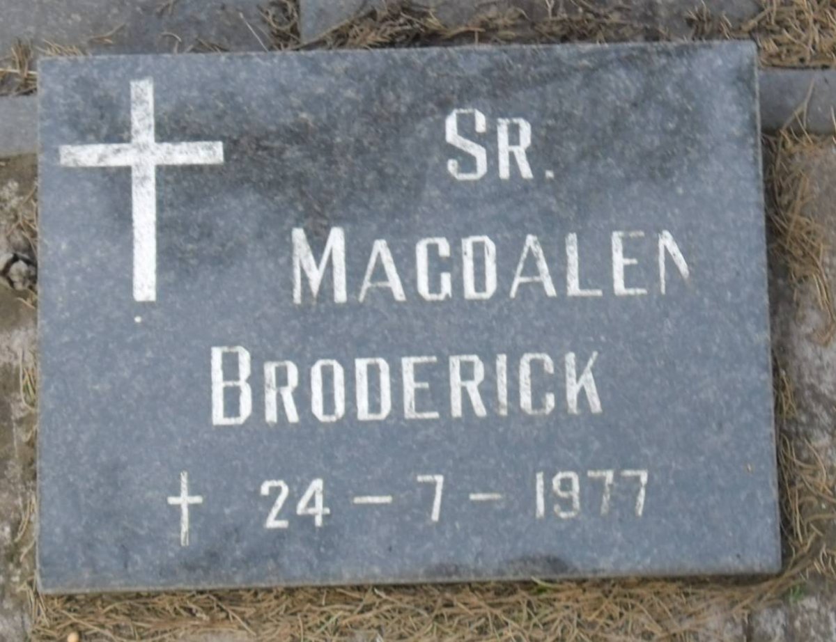 BRODERICK Magdalena -1977