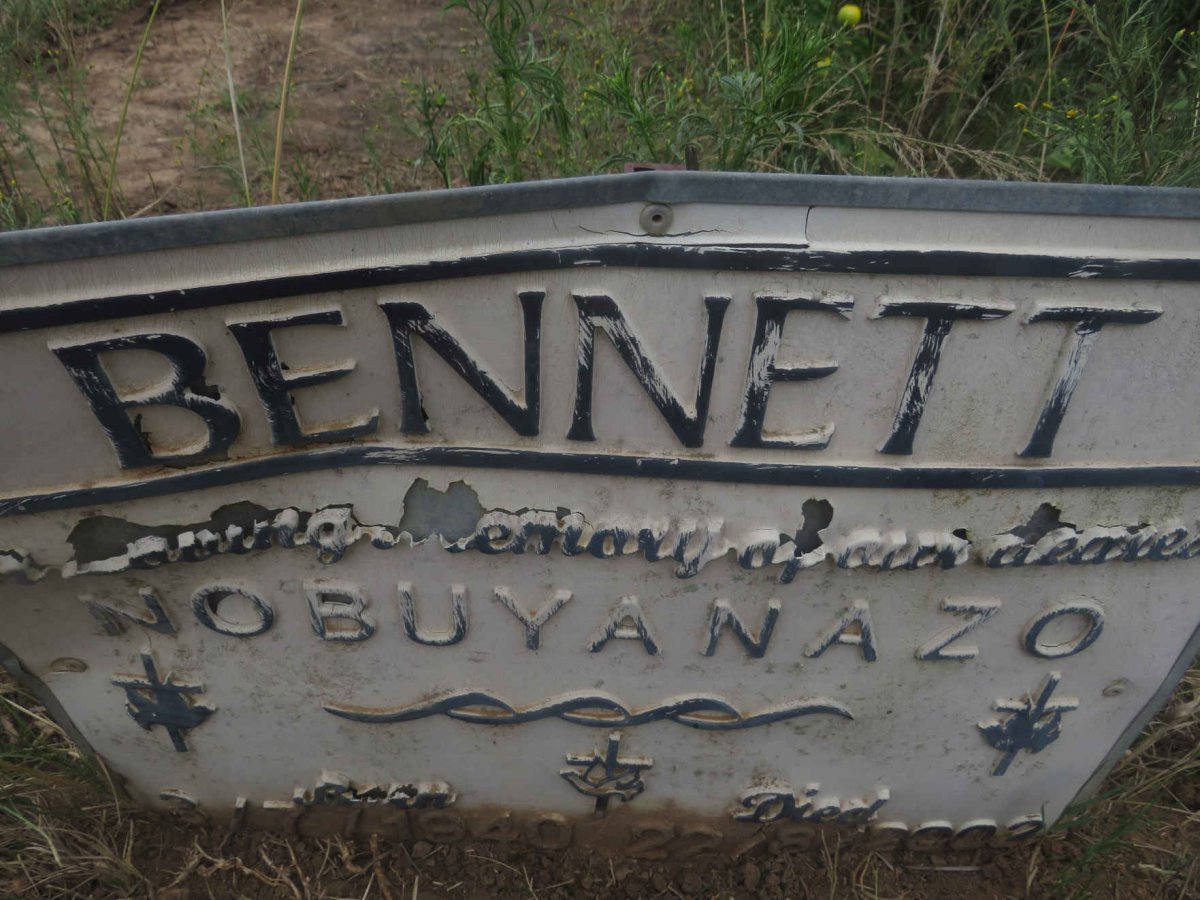 BENNETT Nobuyanazo 1940-2002