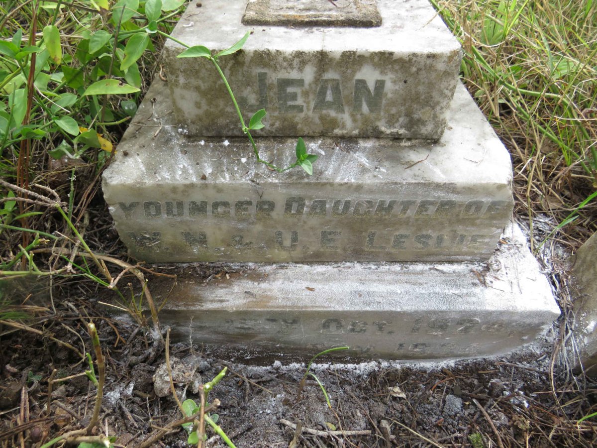 LESLIE Jean 19?4-19??