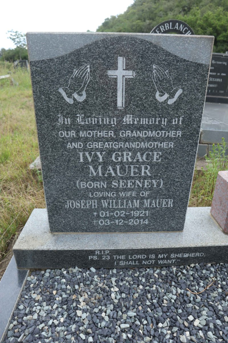 MAUER Joseph William 1914-1981 &amp; Ivy Grace SEENEY 1921-2014
