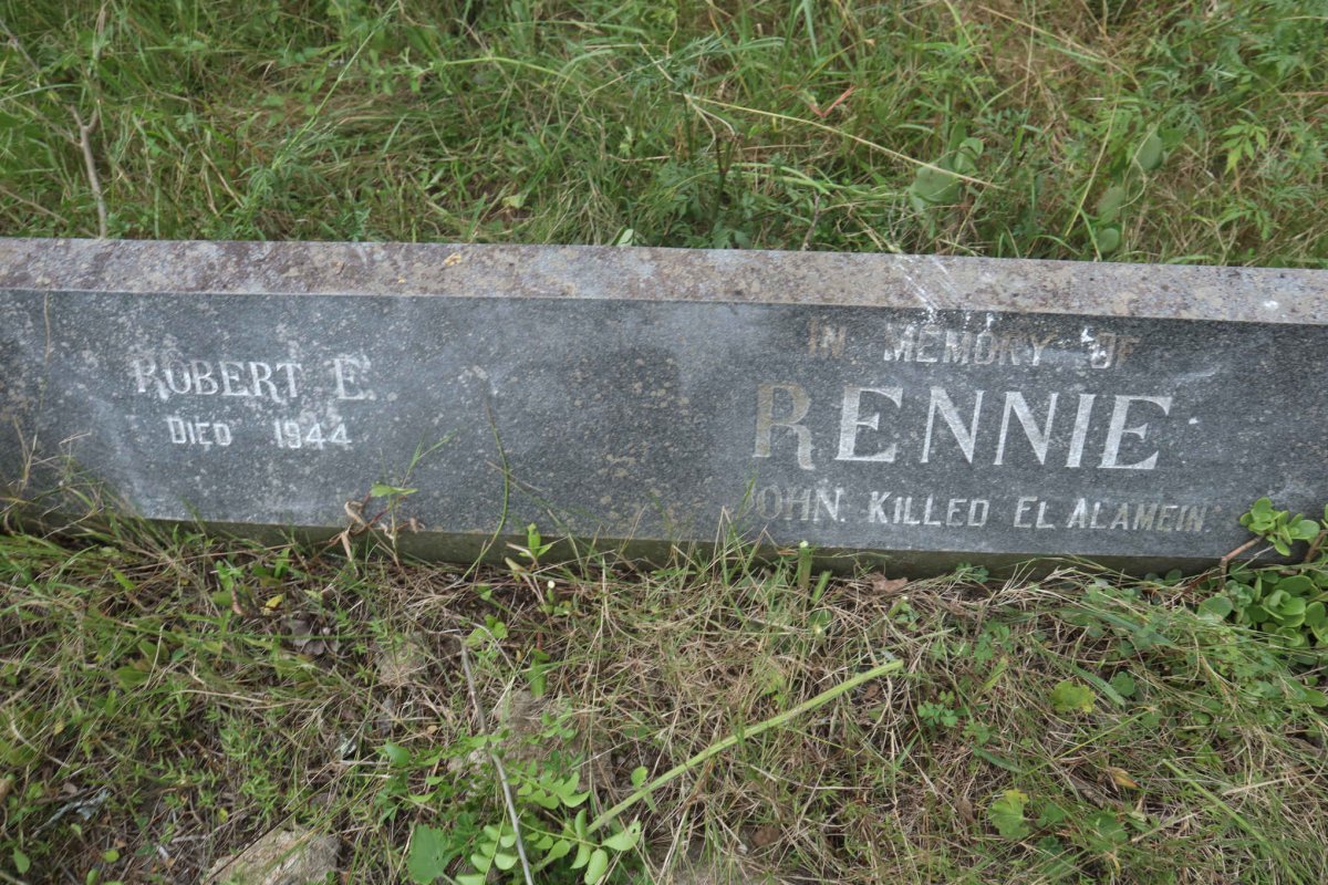 RENNIE Robert E. -1944 :: RENNIE Daisy M. -1973 :: RENNIE John