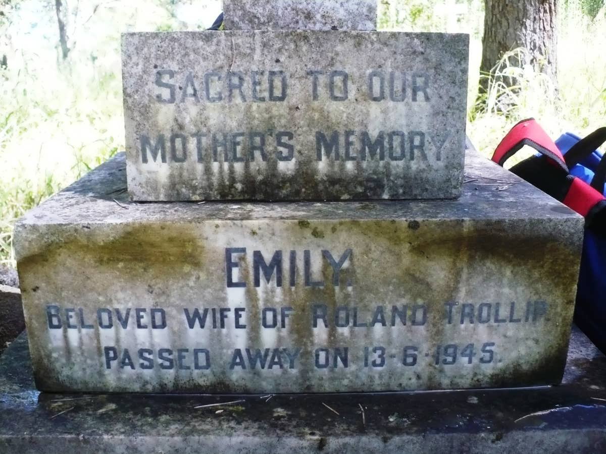 TROLLIP Emily -1945