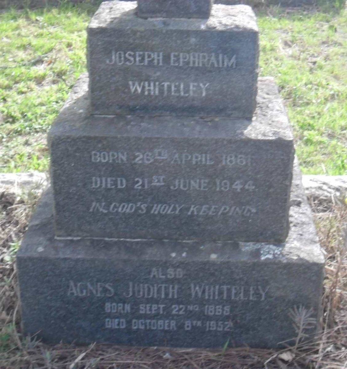WHITELEY Joseph Ephraim 1861-1944 &amp; Agnes Judith 1865-1952