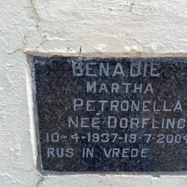 Eastern Cape, BEDFORD, NG Gemeente Glen Lynden, Gedenkmuur