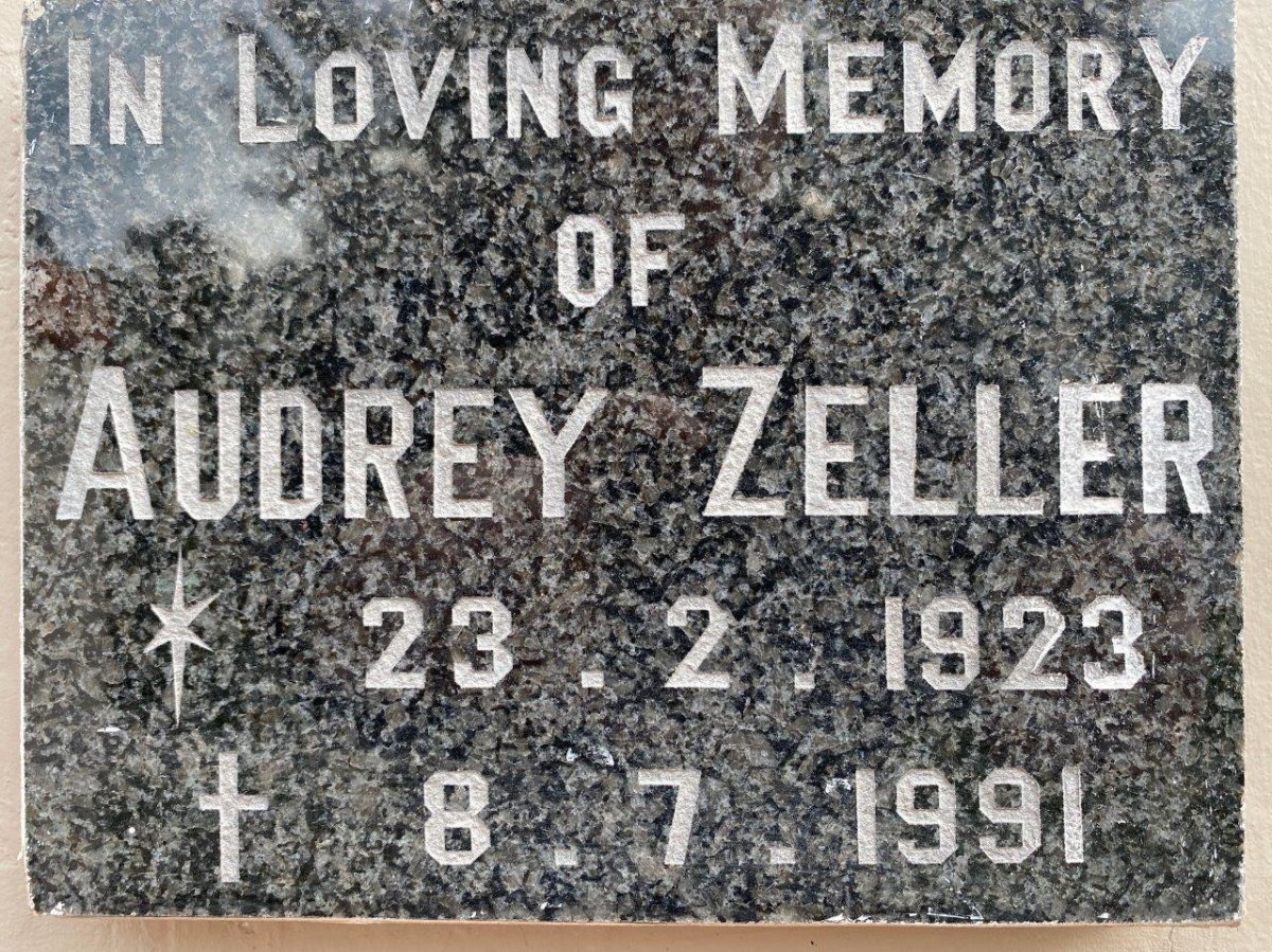 ZELLER Audrey 1923-1991