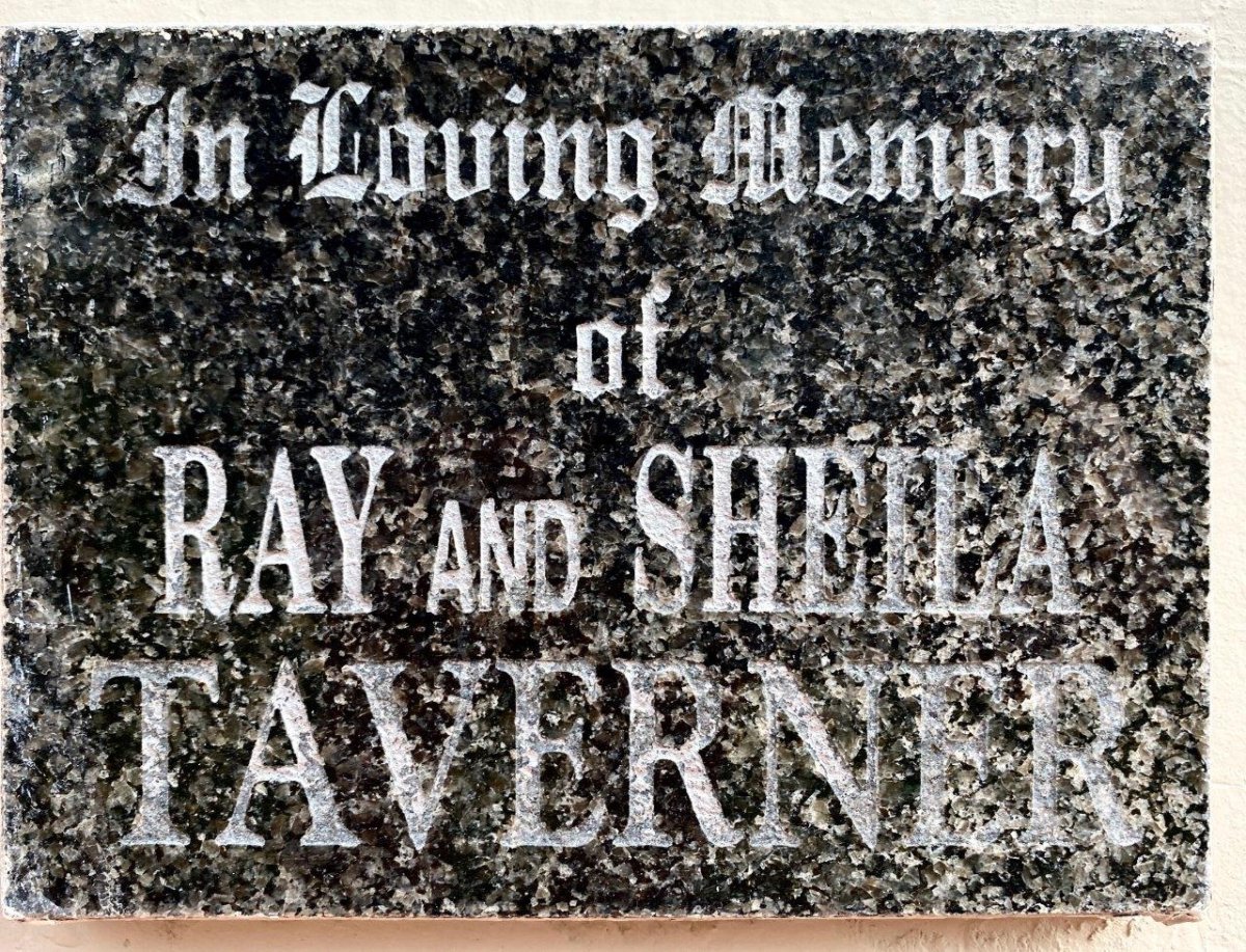 TAVERNER Ray &amp; Sheila