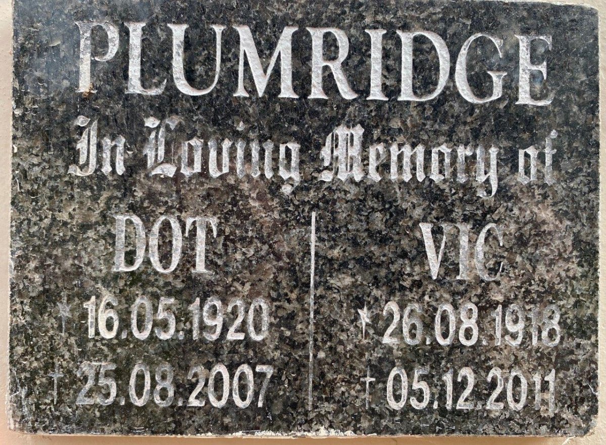 PLUMRIDGE Vic 1918-2011 &amp; Dot 1920-2007