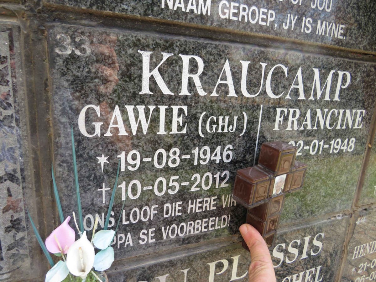 KRAUCAMP G.H.J. 1946-2012 &amp; Francine 1948-