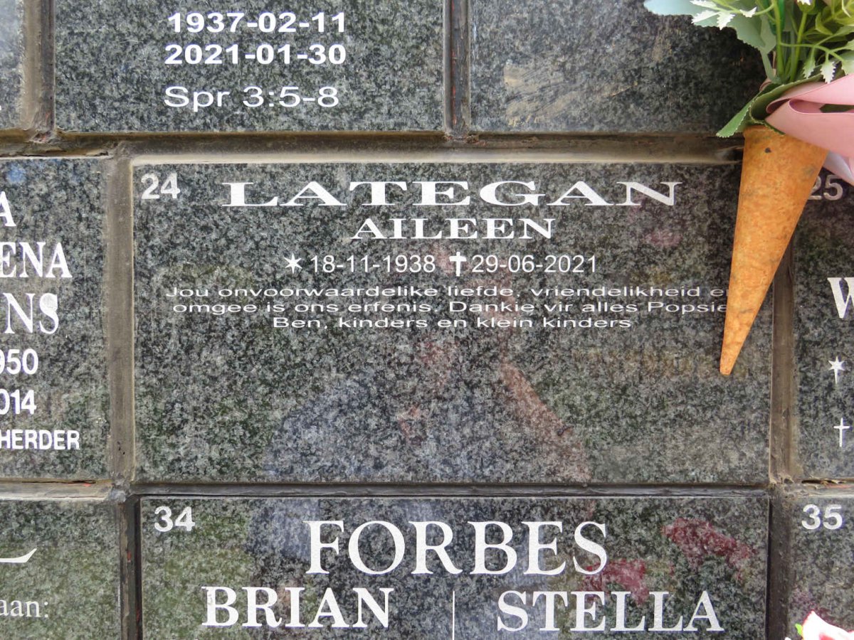 LATEGAN Aileen 1938-2021