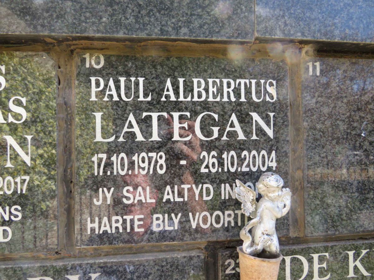 LATEGAN Paul Albertus 1978-2004