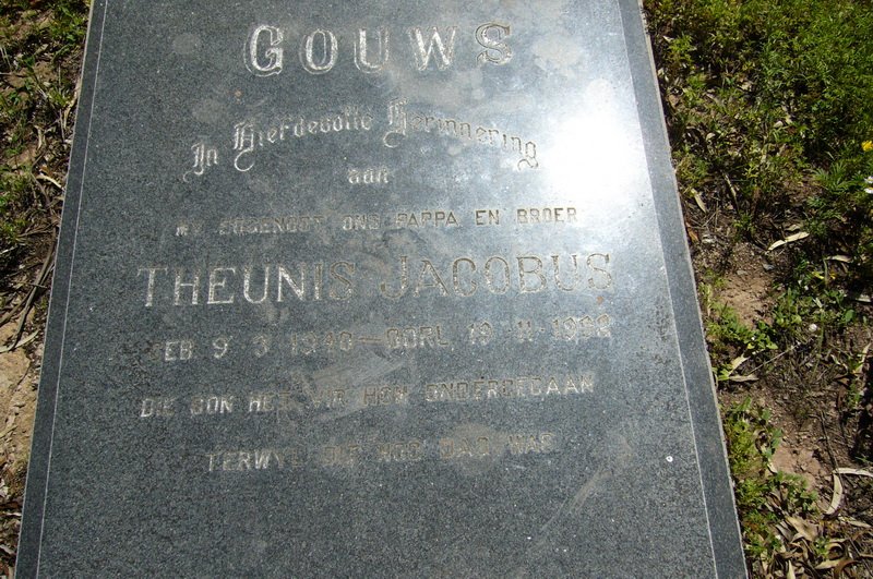 GOUWS Theunis Jacobus 1940-1992